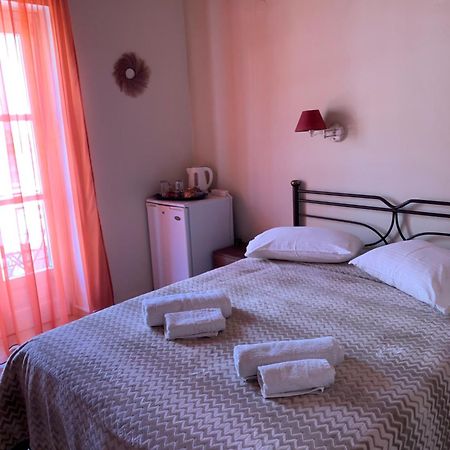Guesthouse Corali 이드라 외부 사진