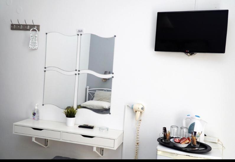 Guesthouse Corali 이드라 외부 사진