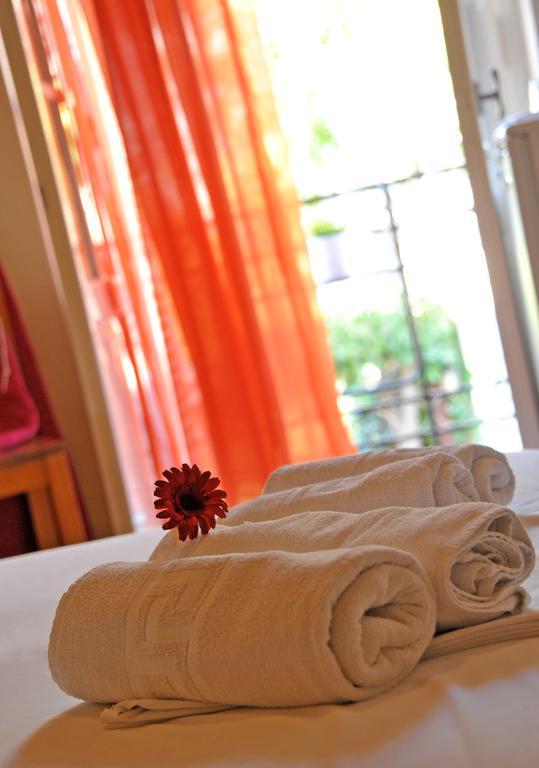 Guesthouse Corali 이드라 외부 사진