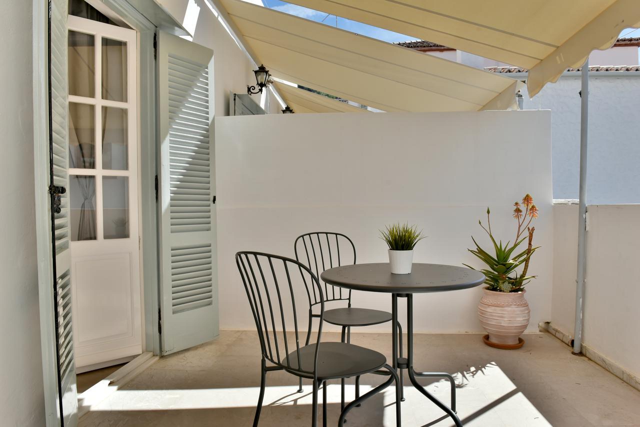 Guesthouse Corali 이드라 외부 사진